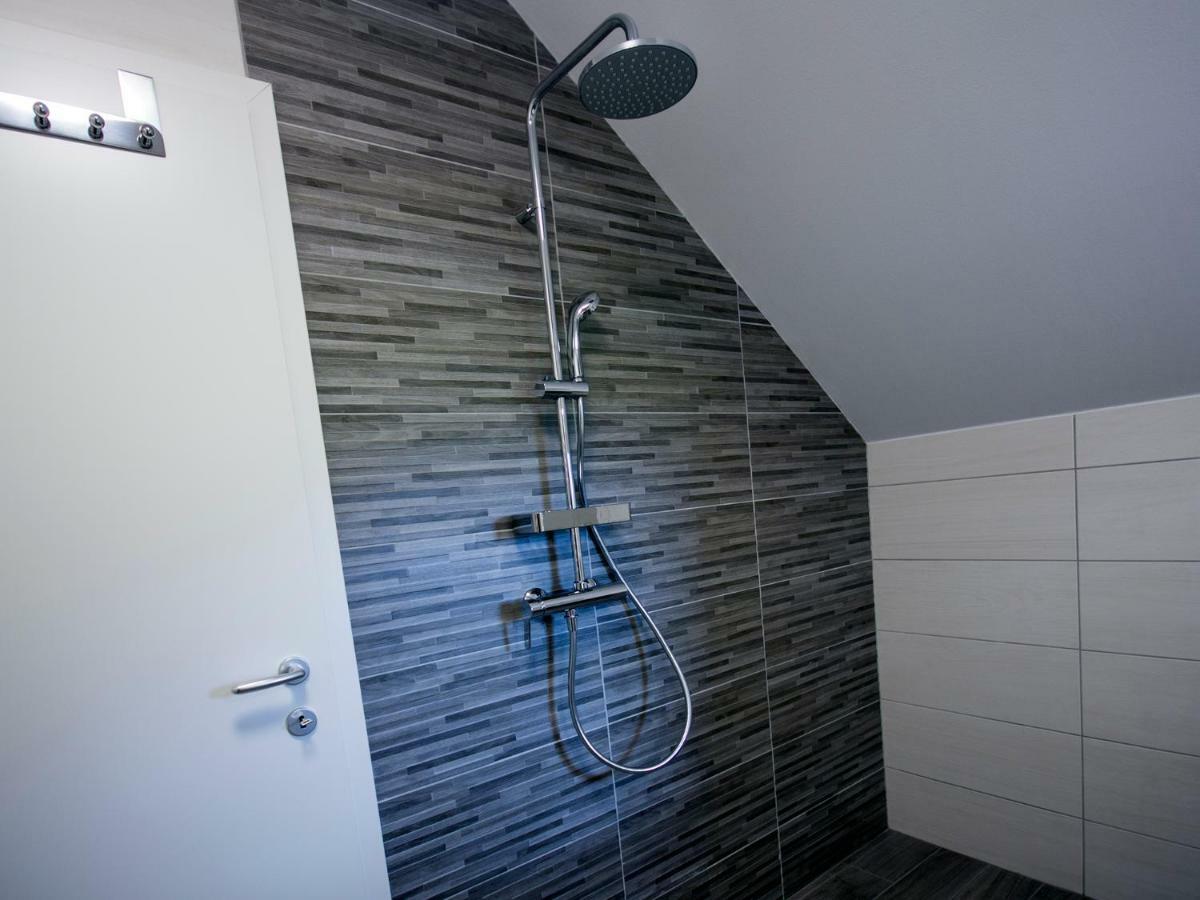 Zirovnica Apartment Marjetka מראה חיצוני תמונה