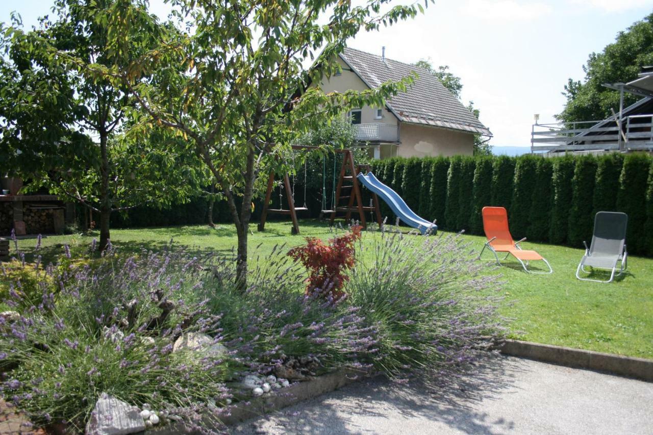 Zirovnica Apartment Marjetka מראה חיצוני תמונה